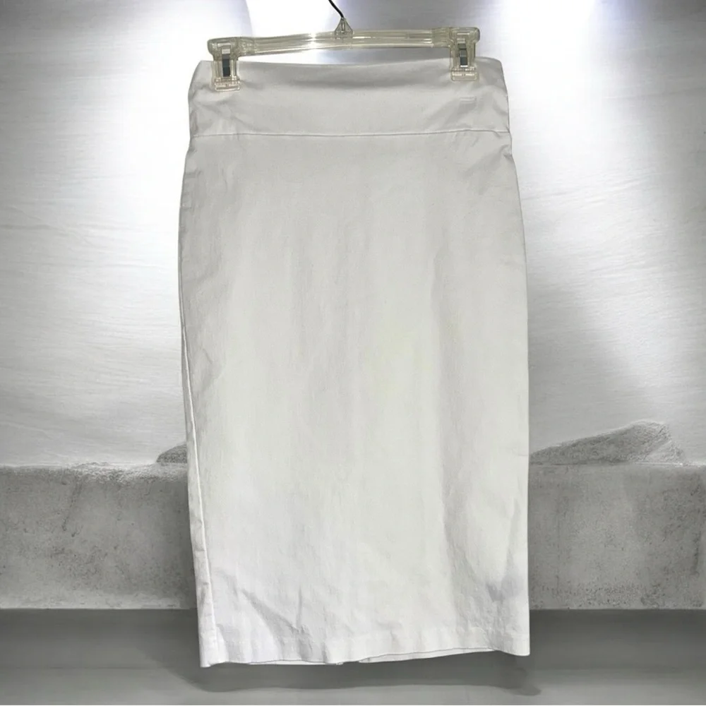 Chic White Pencil Skirt with Stretch and back split for Women size S